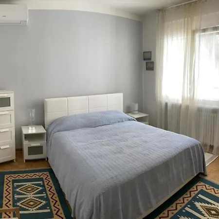 Casa Tami, Centro